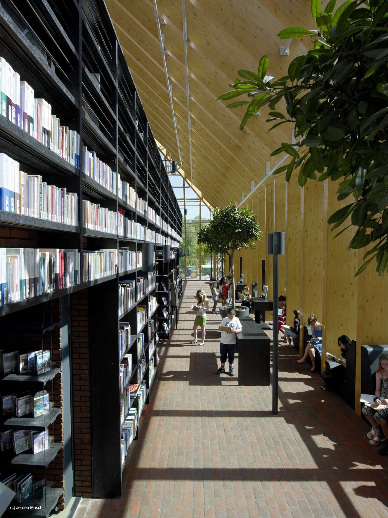 Book Mountain – Public Library Spijkenisse