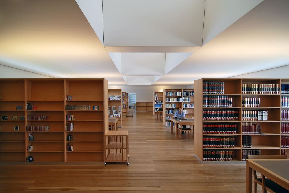 Viana do Castello Public Library