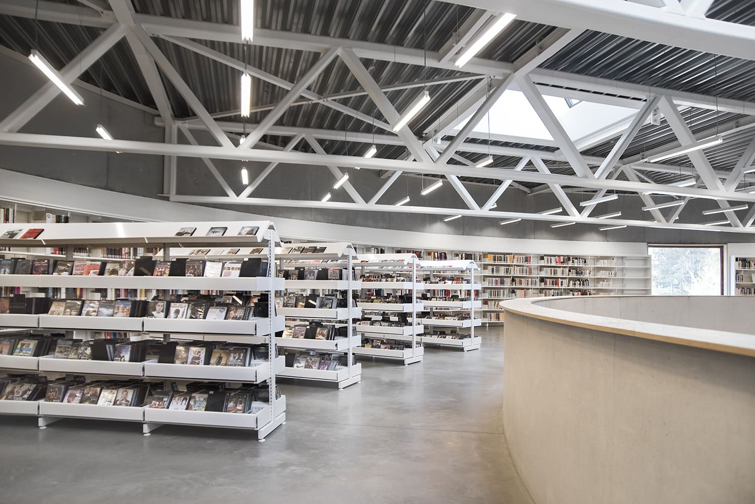 Public Library and Concert Hall in Lubbeek